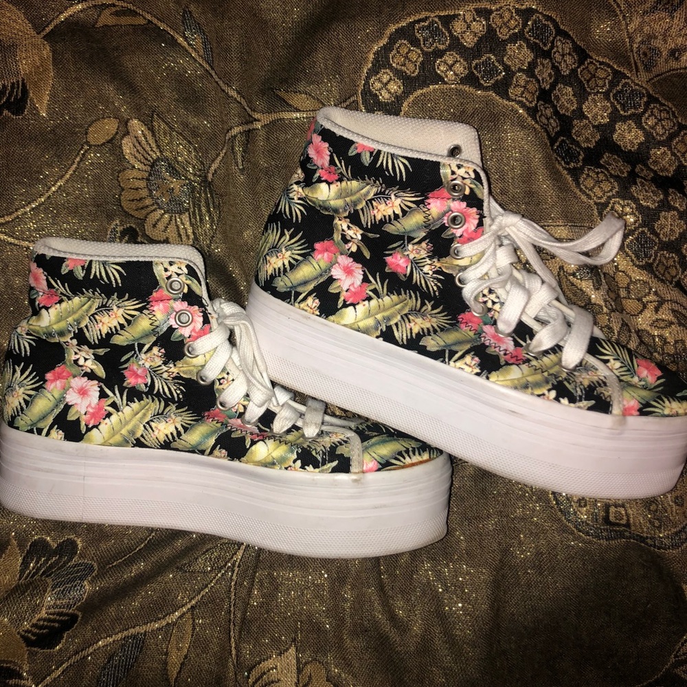 JC Play Platform Sneakers!